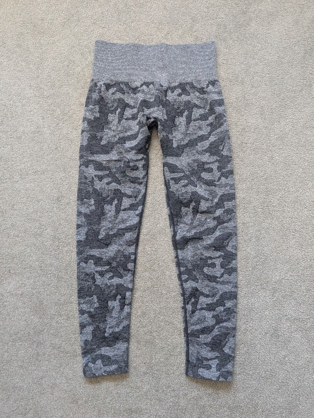 NVGTN Heather Grey Camo Seamless Leggings Women’s Small